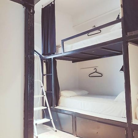 Seek Sleep Hostel Bangkok Room photo
